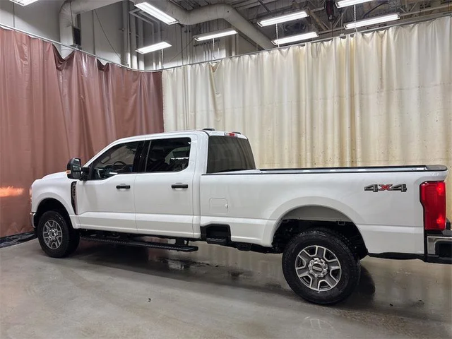 2025 FORD Super Duty F-350 SRW N/a - Photo 2