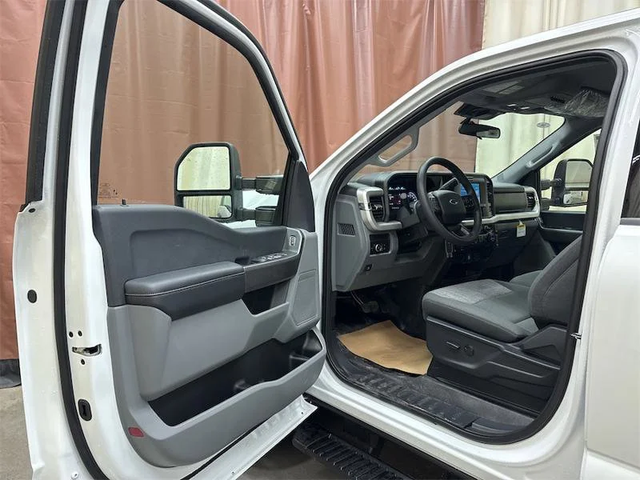2025 FORD Super Duty F-350 SRW N/a - Photo 10