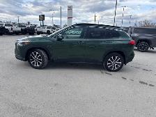 2024 Toyota Corolla Cross XLE AWD SUNROOF / HEATED STEERING WHEE - Photo 2