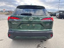 2024 Toyota Corolla Cross XLE AWD SUNROOF / HEATED STEERING WHEE - Photo 4