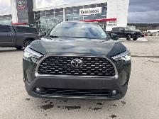 2024 Toyota Corolla Cross XLE AWD SUNROOF / HEATED STEERING WHEE - Photo 8