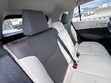 2024 Toyota Corolla Cross XLE AWD SUNROOF / HEATED STEERING WHEE - Photo 12