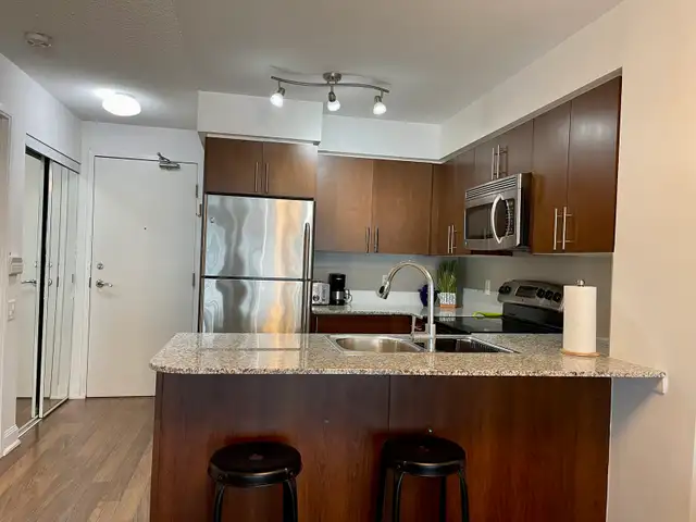 SHORT TERM | YONGE & EGLINTON - Photo 4