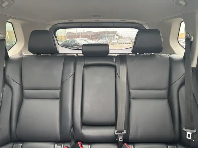 2021 Nissan Rogue SV Premium AWD • Heated Seats • Moonroof - Photo 27