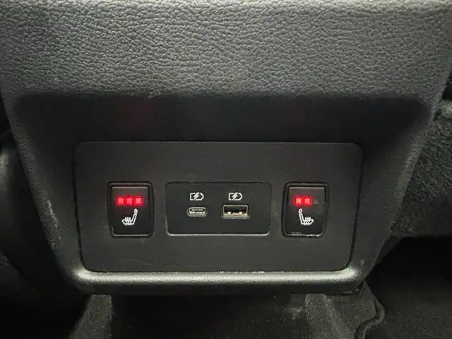 2021 Nissan Rogue SV Premium AWD • Heated Seats • Moonroof - Photo 28