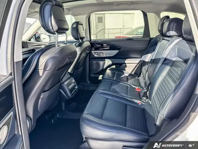 2025 Lincoln Nautilus Reserve - Photo 24