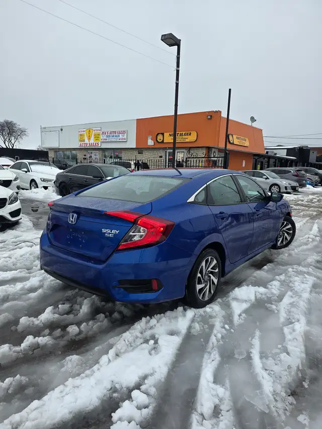 2018 Honda Civic LX - Photo 4