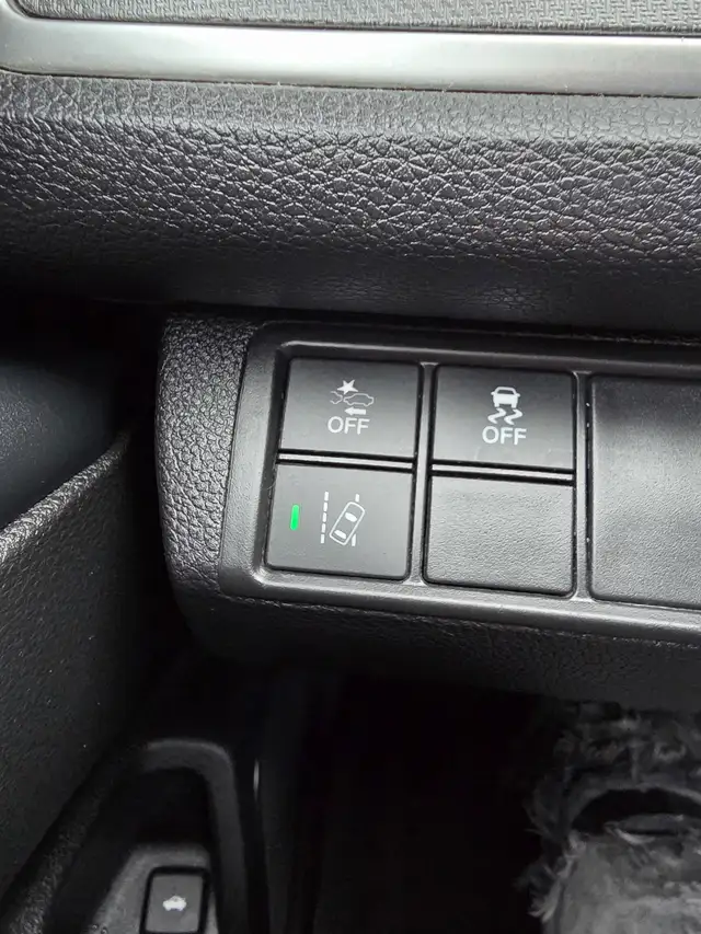 2018 Honda Civic LX - Photo 10