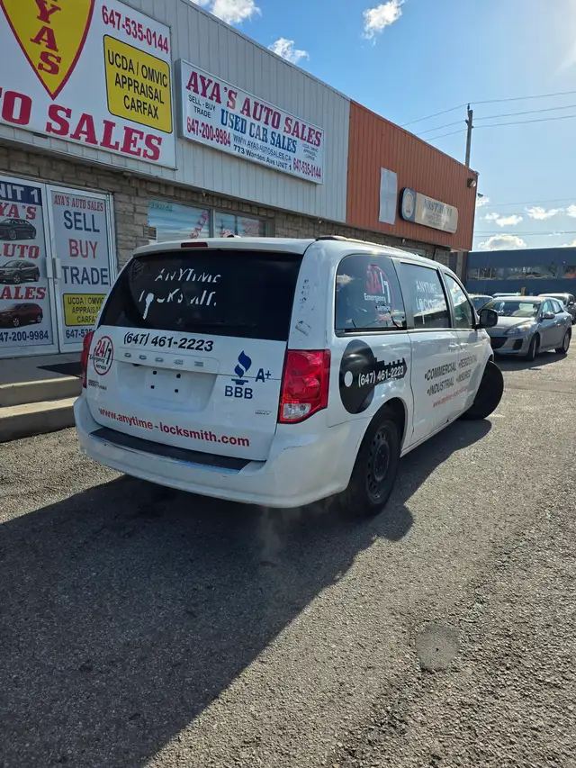 2017 Dodge Grand Caravan SE - Photo 3