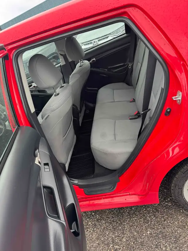 2010 Toyota Matrix S - Photo 6