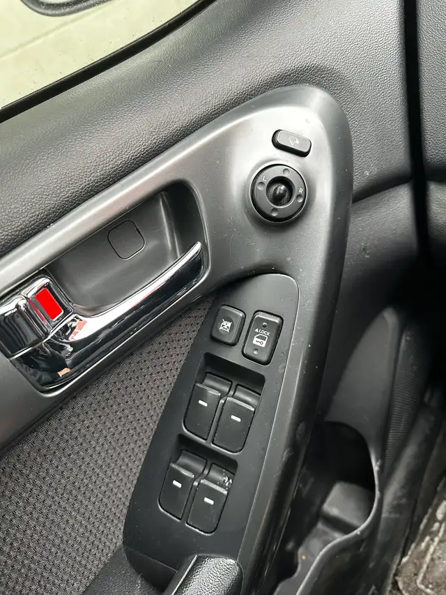 2013 Kia Forte EX - Photo 10