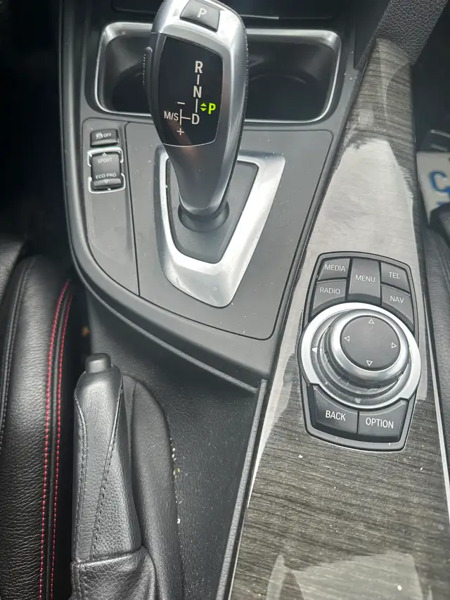 2013 BMW 3-Series 328i xDrive - Photo 8