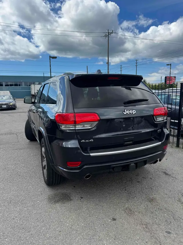 2015 Jeep Grand Cherokee Overland - Photo 3