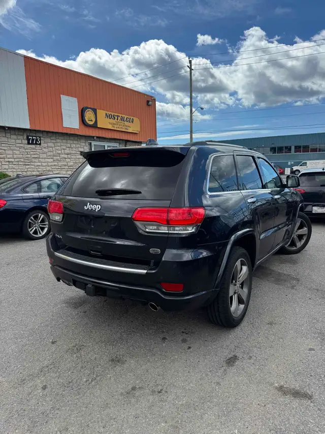 2015 Jeep Grand Cherokee Overland - Photo 4