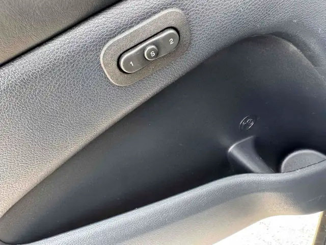 2015 Jeep Grand Cherokee Overland - Photo 17