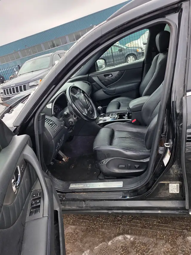 2016 Infiniti QX70 Base - Photo 5