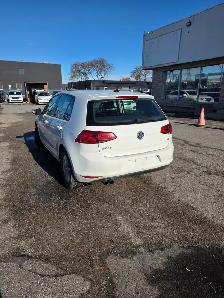 2015 Volkswagen Golf TSI S - Photo 3