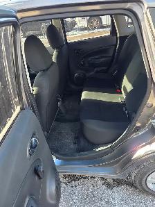 2017 Nissan Versa SV - Photo 6