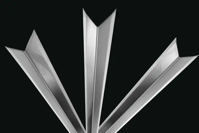 Garde coin en acier inoxydable ville de Québec 1-800-638-0126 - Photo 5