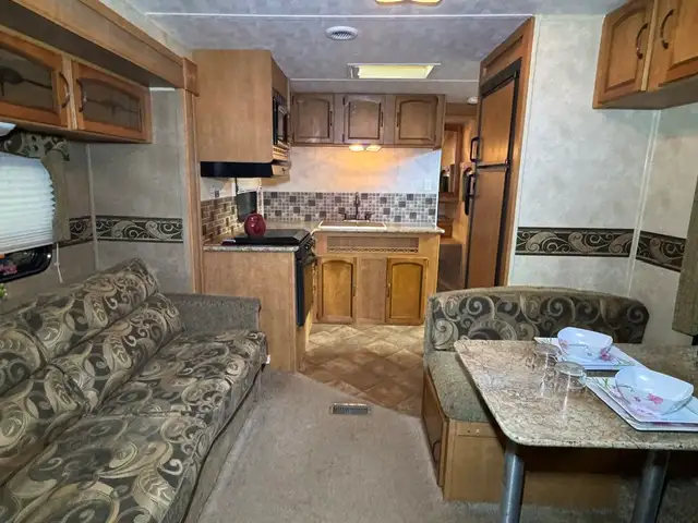 2012 Puma Palomino 28BHS - Photo 6