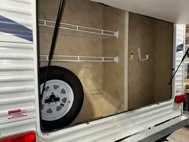 2012 Puma Palomino 28BHS - Photo 9