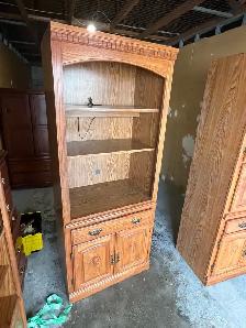 Free delivery used solid wood Palliser cabinet - Photo 4