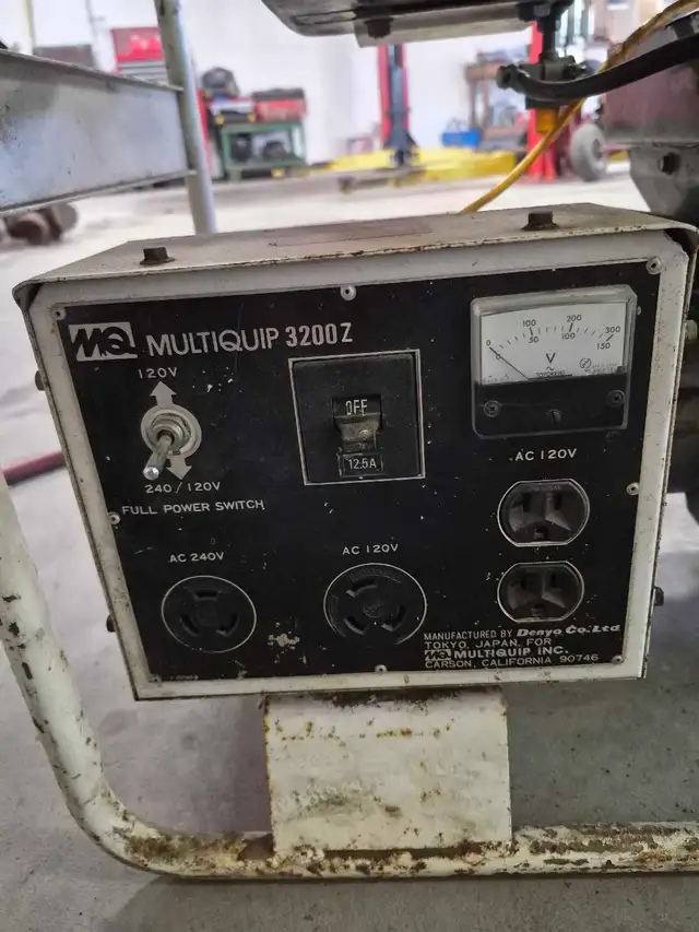 3200 generator  Wisconsin engine  tools - Photo 2