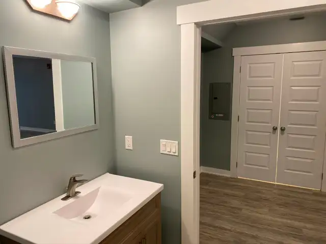 Southampton Studio Downtown Apartment - Photo 6