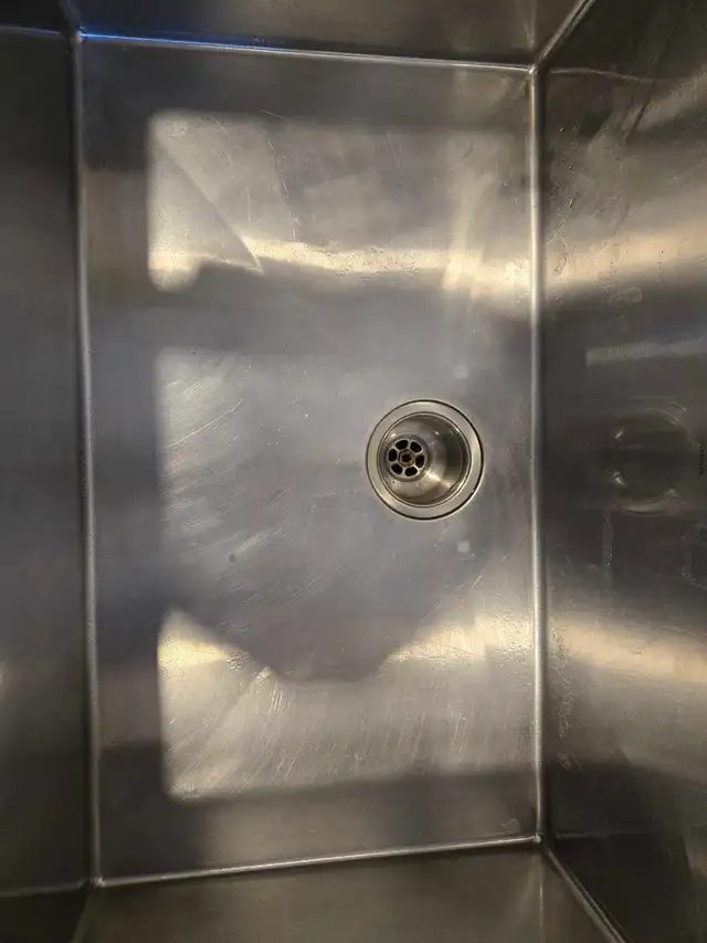 (613) 501-0354 END OF TENANCY CLEANING - Photo 3