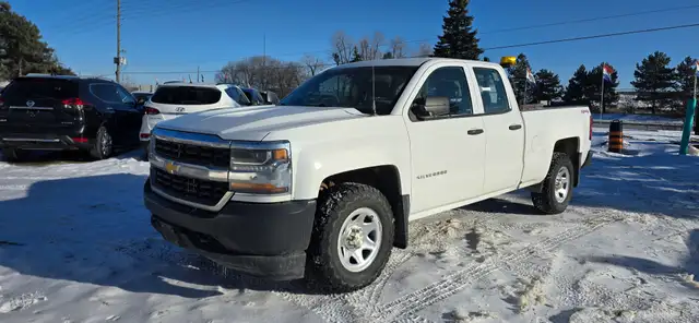 2016 Chevrolet Silverado 1500 Work Truck - 4x4 - Loaded interior