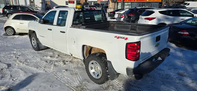 2016 Chevrolet Silverado 1500 Work Truck - 4x4 - Loaded interior - Photo 5