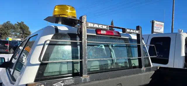 2016 Chevrolet Silverado 1500 Work Truck - 4x4 - Loaded interior - Photo 17