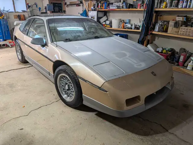 1986 Pontiac Fiero GT - Photo 4