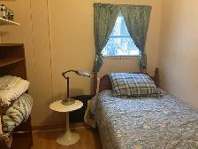 Beautiful Year round home - Photo 6