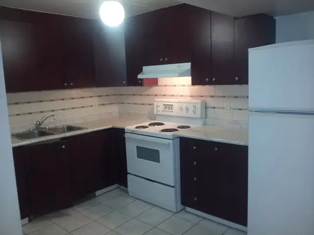 2-Bedroom Basmnt- Private Entrance,  Mt Joy, GO Station, Markham - Photo 7