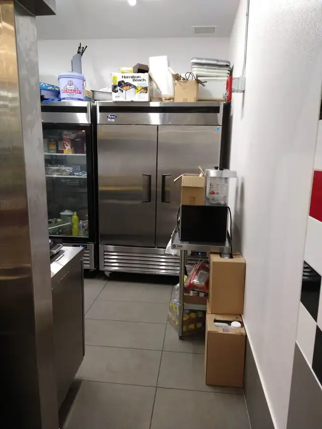 Shawarma Restaurant for Sale – New Horizon Mall (Balzac) - Photo 8