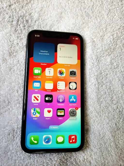 iPhone 11 64gb Black 96% 3 Months Warranty W/Charger