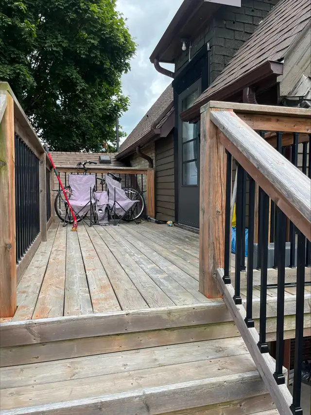 $1500 All-Inclusive Cozy Furnished Bachelor – Avail. Apr 1st. - Photo 8