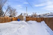 No stone left unturned on this Stunning 3bdrm 2bth home! - Photo 10