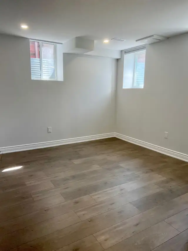 BEAUTIFUL 2 BEDS 1 BATH LEGAL BASEMENT FOR LEASE IN GEORGETOWN. - Photo 7