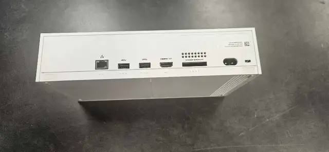 XBOX ONE SERIES S CONSOLE - Photo 3