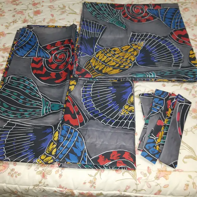 SET NEUF SALLE BAIN DOUCHE FENETRE CANTONNIÈRES CROCHETS$10.00CH