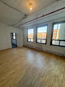 Office for rent/Bureaux à louer Plateau Mont-Royal 1000 ft²/pi² - Photo 3