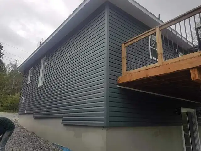 Ford's Roofing & Renovations - Photo 4