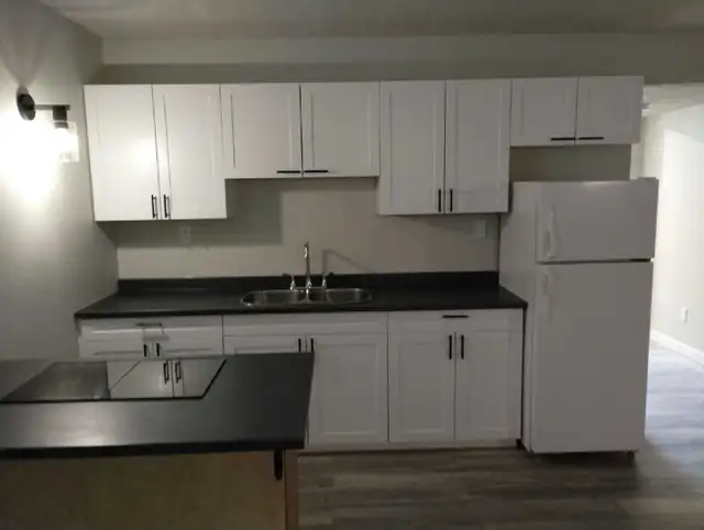 Ford's Roofing & Renovations - Photo 7