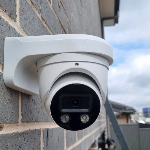 Advanced CCTV Cameras & Security Alarms – Free Installation - Photo 2