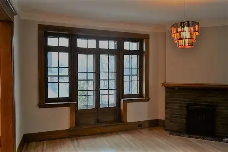 Gorgeous, top floor, private suana. 2 bedroom, 5 1/2, views, s/w - Photo 3