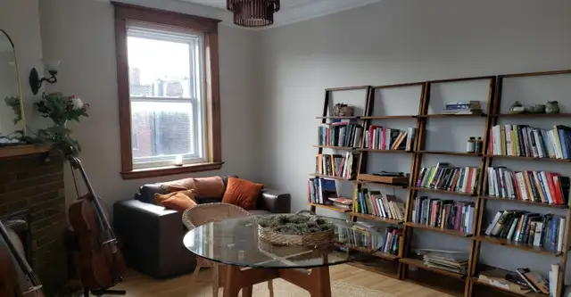 Gorgeous, top floor, private suana. 2 bedroom, 5 1/2, views, s/w - Photo 10