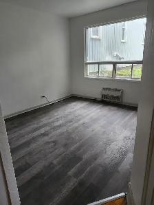 11 First St.#1 - 1BR   Den North, Ground floor - Photo 5