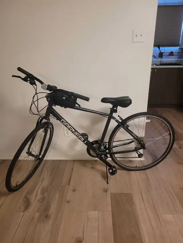 Vélo de ville à vendre 50$